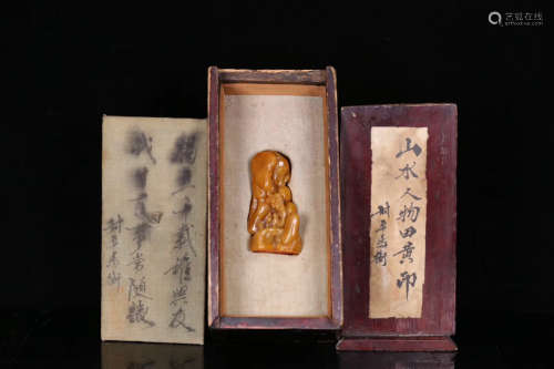 17-19TH CENTURY, A LANDSCAPE DESIGN OLD SHOUSHAN FIELD YELLOW STONE SEAL WITH OLD BOX, QING DYNASTY