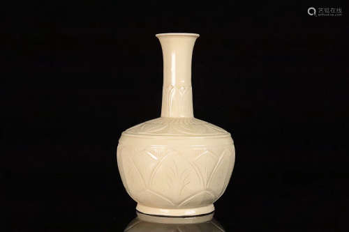 10-12TH CENTURY, A DING KILN LOTUS PATTERN FLASK, SONG DYNASTY