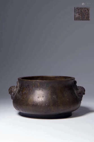 17-19TH CENTURY, A DOUBLE-EAR BRONZE CENCER, QING DYNASTY.