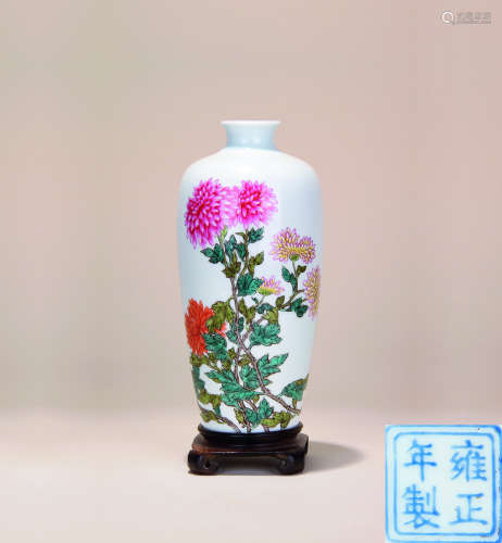清 粉彩花卉象腿瓶