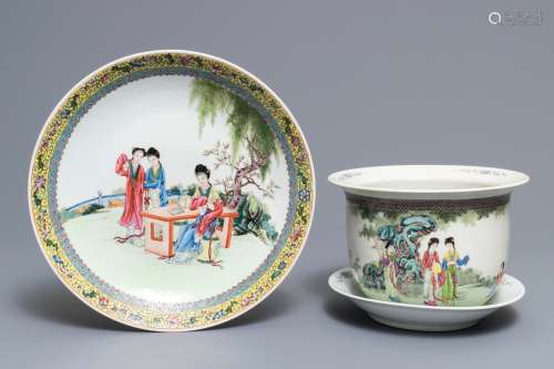A Chinese famille rose dish and a jardinière on stand, Republic, 20th C.