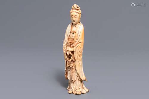 A Chinese carved ivory figure of Guanyin, 18th C.