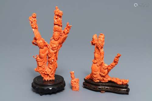 Three Chinese red coral carvings, 19/20th C.