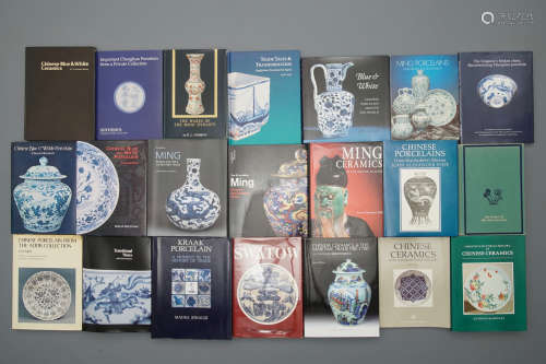 35 books on Chinese Ming Dynasty porcelain, incl. a number of rare works