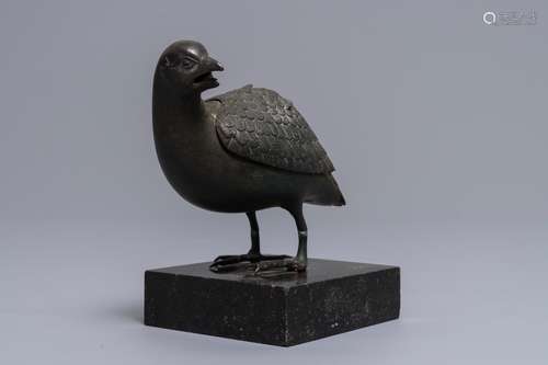 A Japanese bronze quail-shaped censer, signed Kamejo, Edo, 18th C.