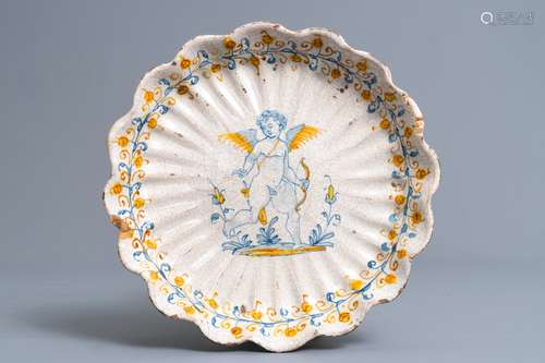 An Italian maiolica crespina with a putto, Deruta or Faenza, ca. 1600