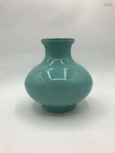 17TH-19TH CENTURY, A TURQUOISE VESSEL, QING DYNASTY
