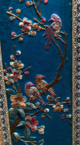 17-19TH CENTURY, A BLUE-BASE EMBROIDERY SIX-SIDE SCREEN, QING DYNASTY