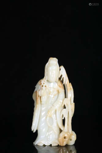 17-19TH CENTURY, A GUANYIN DESIGN HETIAN JADE STATUE, QING DYNASTY