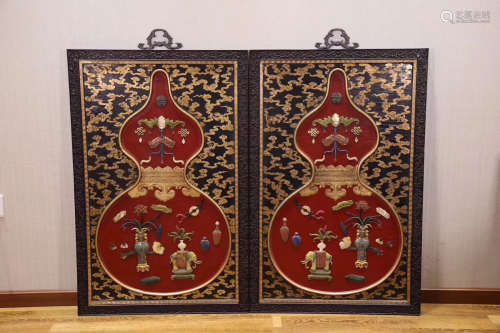 A PAIR OF RED COLOR TREASURE DESIGN TABLE SCREEN