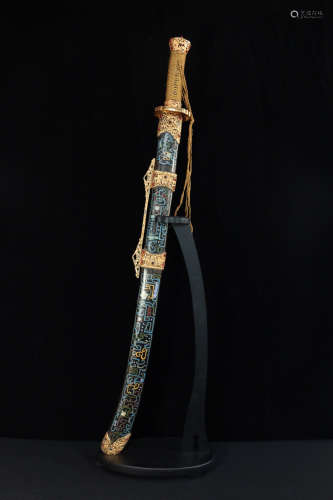 A CLOISONNE GILT HOLLOW GRAGON PATTEN SWORD