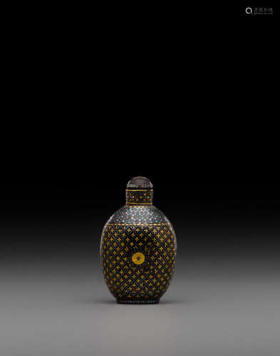 19th century/early 20th century a lac burgauté snuff bottle