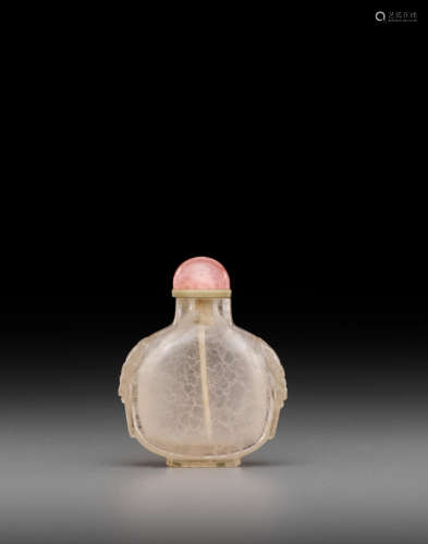 18th/early 19th century A 'sea-spray' rock crystal snuff bottle