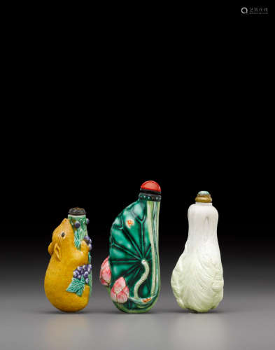 19th century Three molded and enameled porcelain snuff bottles