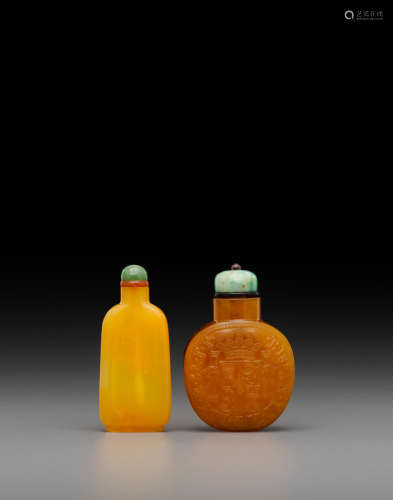 18th/19th century Two hardstone snuff bottles