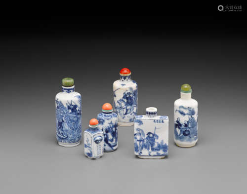 19th century Six blue and white porcelain snuff bottles