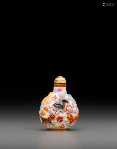 Imperial, Shende Tang mark, Daoguang, 1821-1850 A molded and enameled porcelain 'lion-dog' snuff bottle
