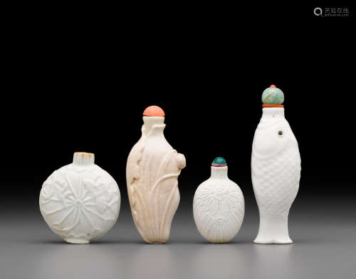 19th century Four molded and glazed porcelain snuff bottles