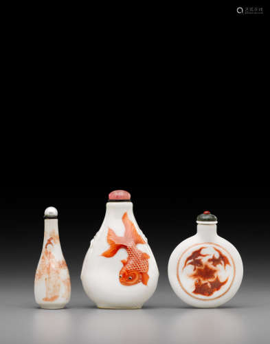 19th century Three iron-red decorated porcelain snuff bottles