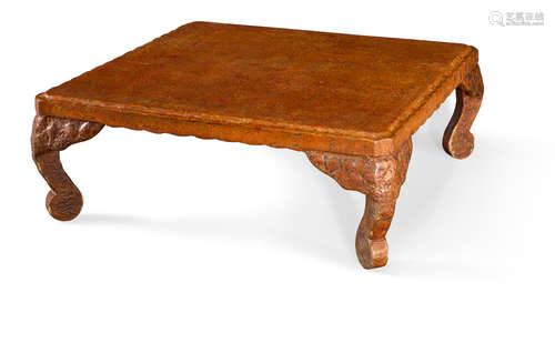 19th/20th century A lacquer decorated low table