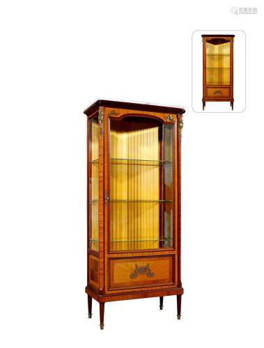 1900年制 青铜鎏金展示柜