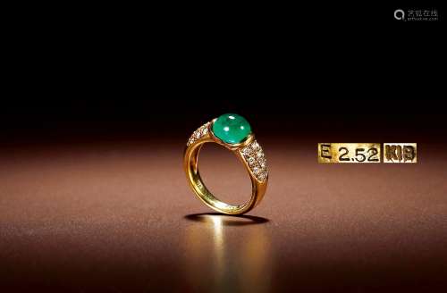 18K黄金素面祖母绿钻石戒指