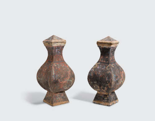 Han dynasty A PAIR OF SQUARE-SECTIONED PAINTED GRAY POTTERY JARS AND COVERS