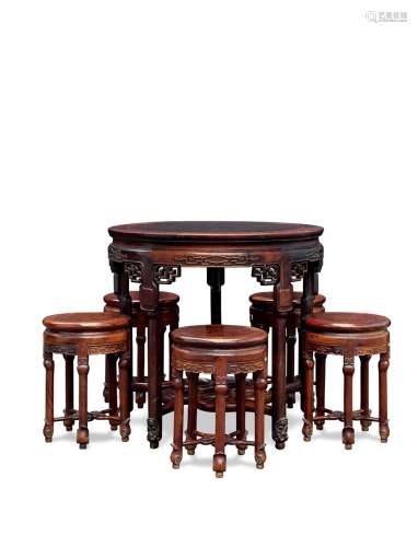 清 红木雕螭龙纹嵌瘿木圆桌及圆凳 （一组六件）