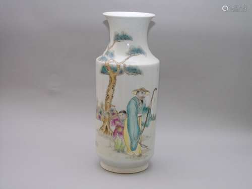 A FAMILLE ROSE ROULEAU VASE