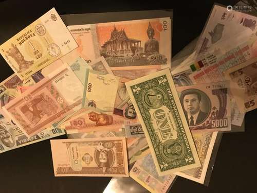 52 BANK NOTES