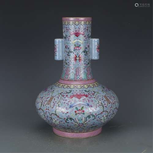 A PAINTED ENAMEL VASE, JIAQING MARK