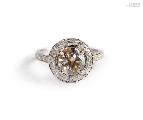 DIAMOND AND WHITE GOLD RING