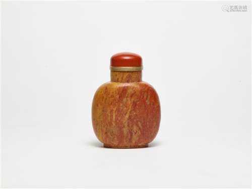 A FINE STONE CARVED SNUFF BOTTLE