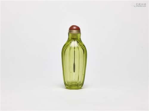 FINE REPUBLIC ERA GREEN GLASS SNUFF BOTTLE