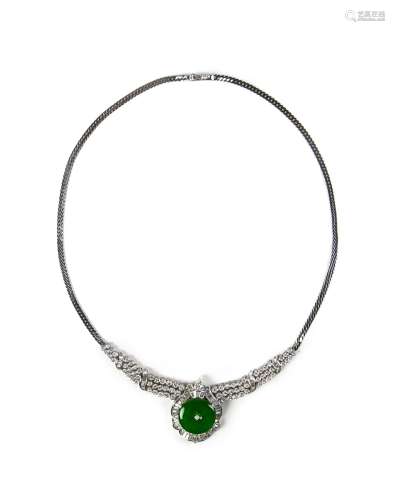 EXQUISITE JADEITE AND DIAMOND NECKLACE