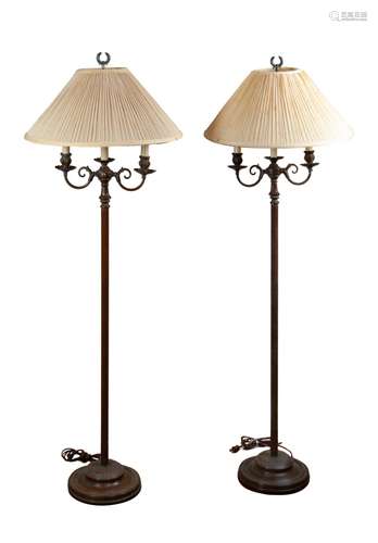 PAIR OF FLOOR LAMPS