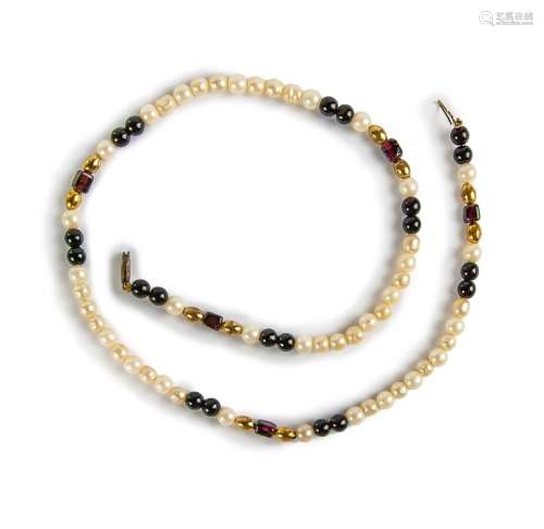 PEARL AND GARNET BEAD NECKLACE