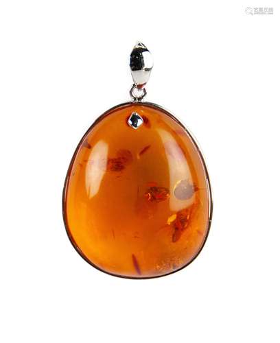 RARE NATURAL AMBER PENDANT