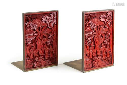 A RARE PAIR OF QING DYNASTY LACQUER PANEL BOOKENDS