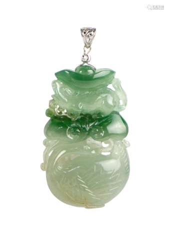 NATURAL CARVED JADEITE PENDANT