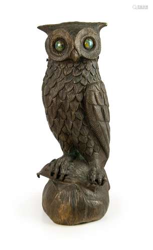 A FINE BRONZE OWL FIGURE