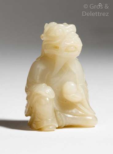 Chine, vers 1900 Statuette en jade blanc, représen...