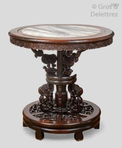 Chine, fin XIXe siècle Grande table en bois de ros...