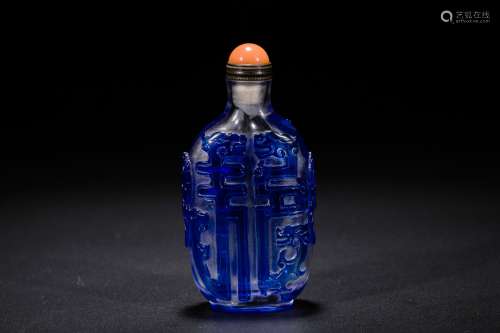 Chinese blue overlay glass snuff bottle.