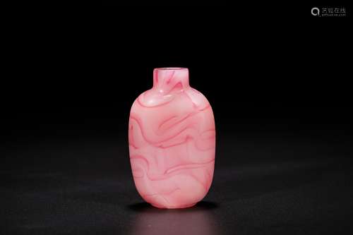 Chinese pink glass snuff bottle.