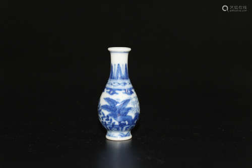 Chinese blue and white miniature vase