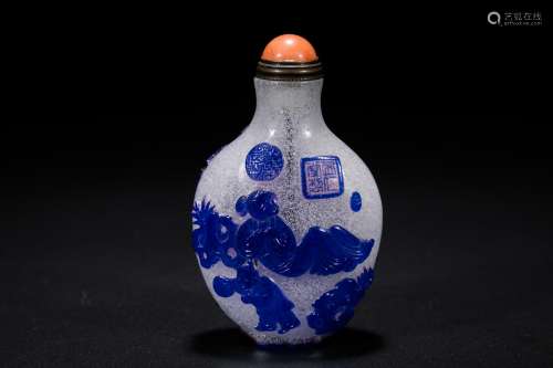 Chinese blue overlay snowstorm glass snuff bottle.