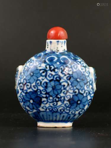 Chinese Blue and White Porcelain Snuff Bottle.