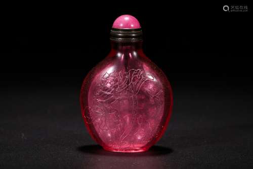 Chinese ruby-red glass snuff bottle carved with