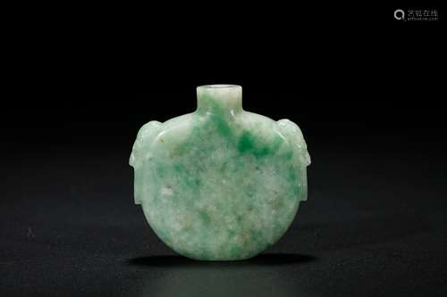 Chinese jadeite snuff bottle